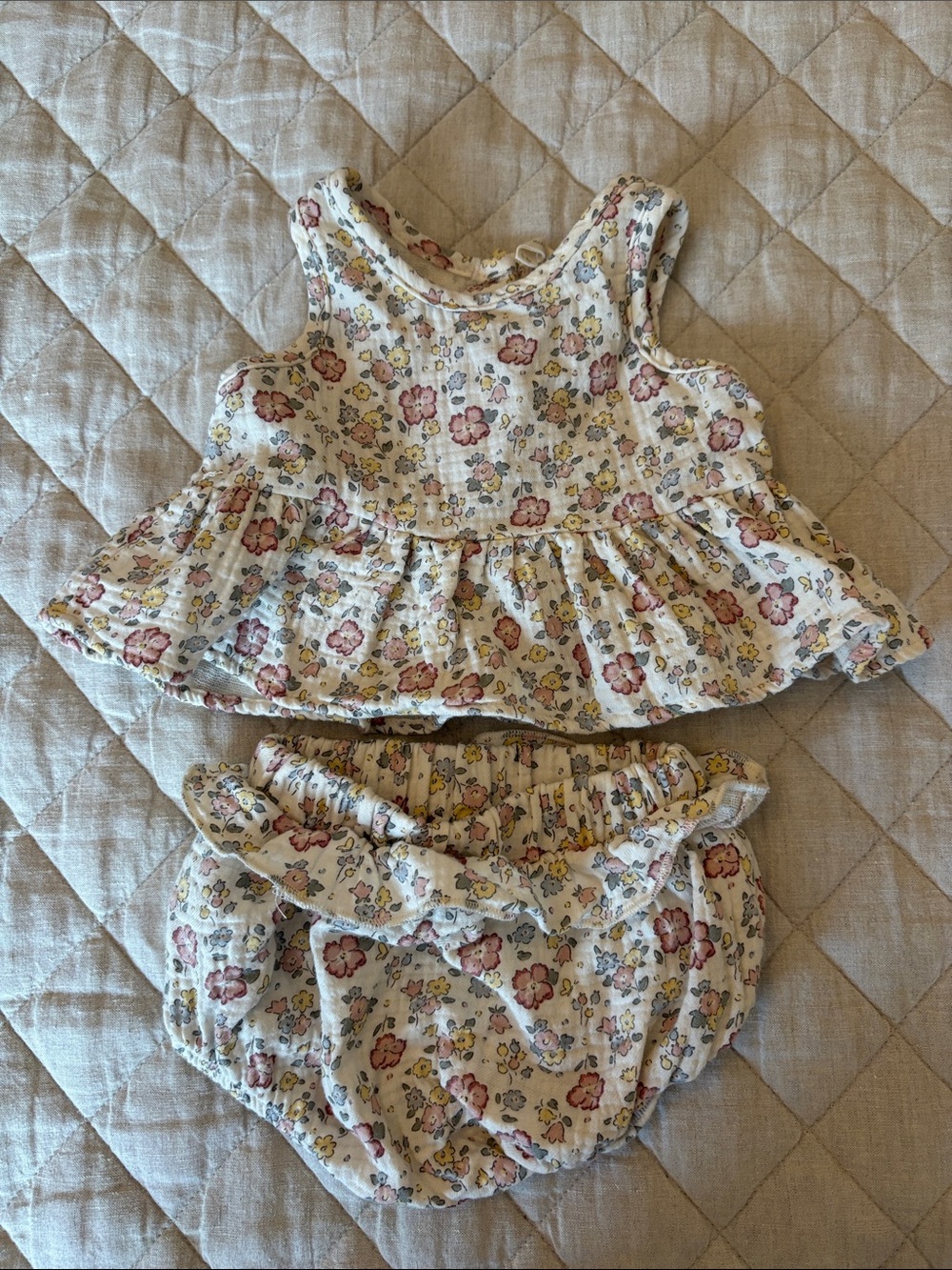 Quincy Mae Cream Floral Ruffle Tank & Bloomers - Pink & Yellow Flowers